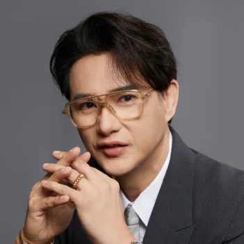 Steven Tan